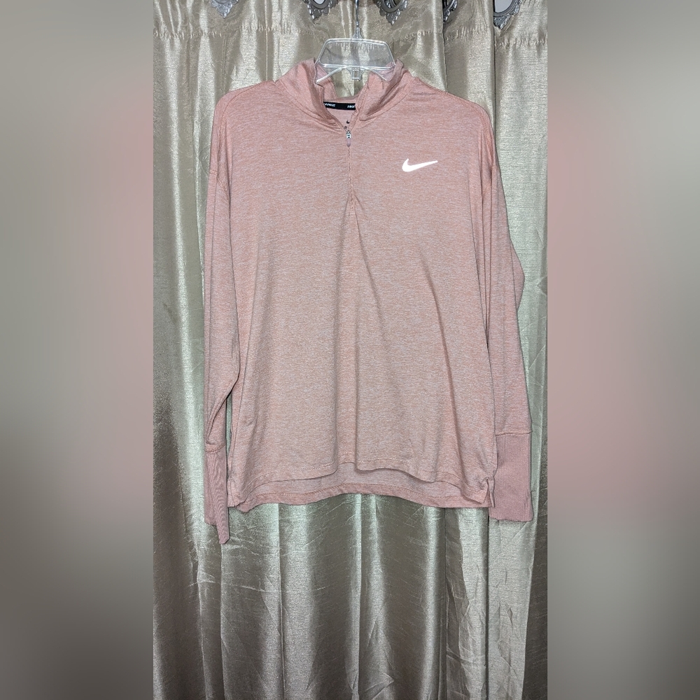 Nike Women's Element Running 1/2 Zip Sixe XL.